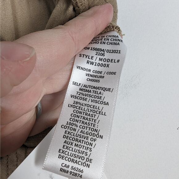 Splendid Women's Camel Suede Textured Contrasting Joggers Size XL NWT - Picture 7 of 9